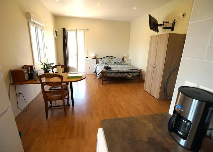 Independant Douceur Provencale Apartment